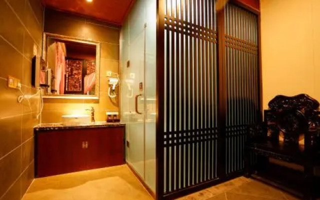 New Dragon Gate Guest House