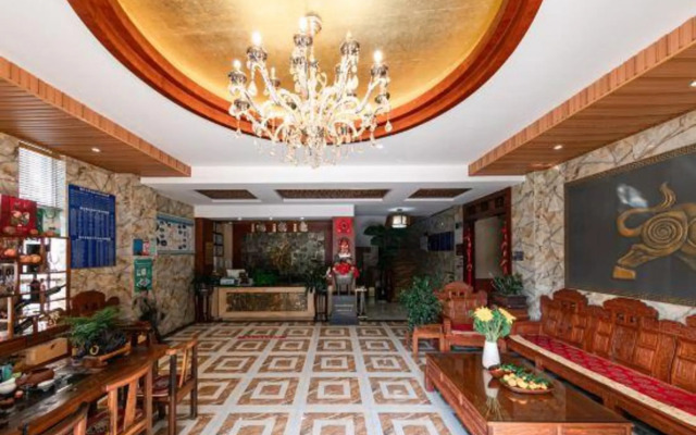 Ziyu Holiday Hotel (Lijiang Ancient City)