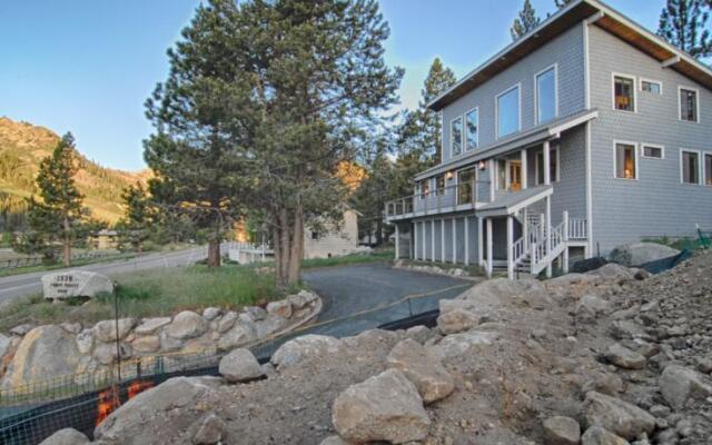 Squaw Cottage by Tahoe Vacation Rentals