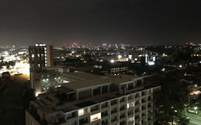 Chic & Cosy Apartment near Airport and CBD