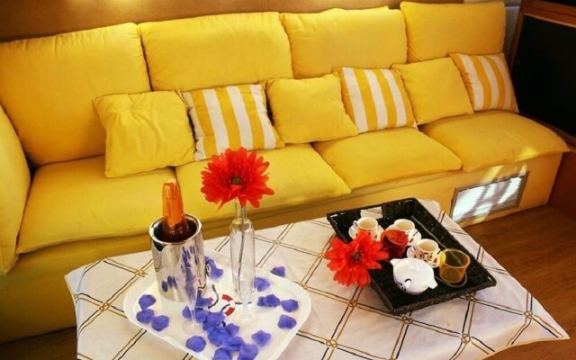 Ginevra Boat&Breakfast