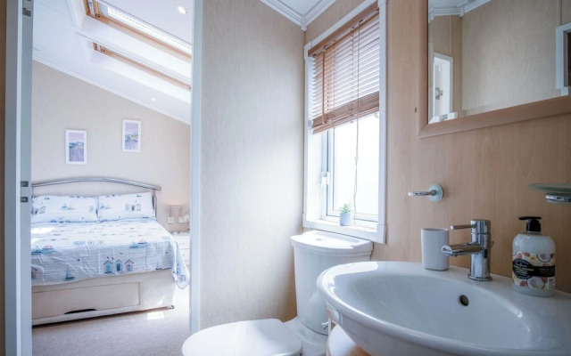 Manor 5 Lodge - 2 Bedroom Lodge - Pendine