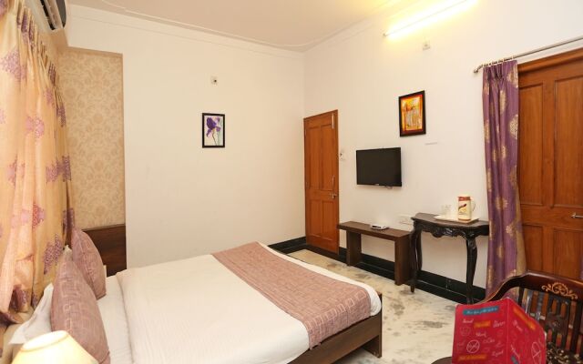 OYO 3540 Hotel Forever Rooms