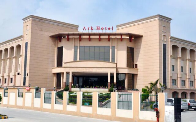 Ark Hotel And Resort
