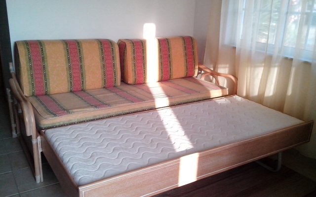 Albufeira 1 Bedroom Apartment 5 Min. From Falesia Beach and Close to Center! E