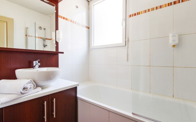 Comfort Aparthotel Six-Fours