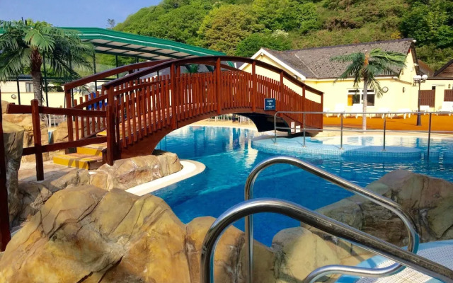Cardigan Bay Holiday Park