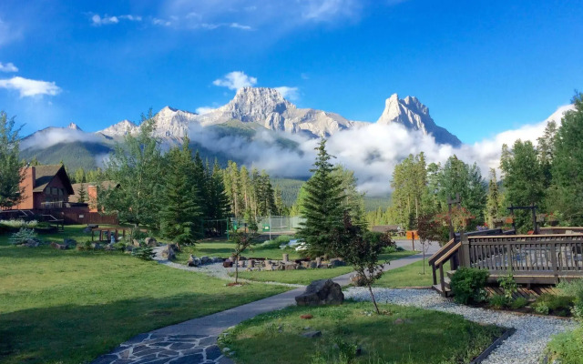 Banff Gate Mountain Resort