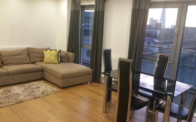 Astonished 2 Bedroom near London Bridge