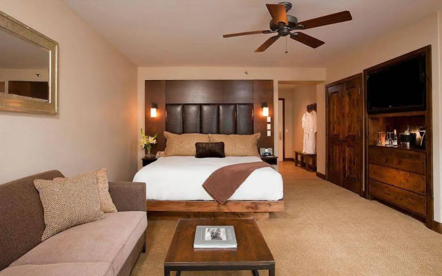 See Forever Village At The Peaks Resort & Spa
