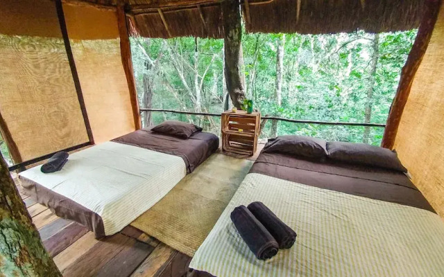Casa Aztlan