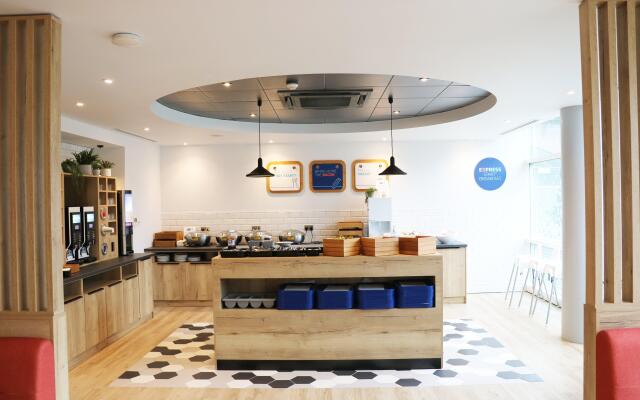 Holiday Inn Express Chester - Racecourse by IHG