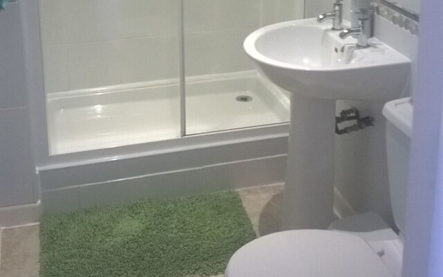 Ravensbury Hotel