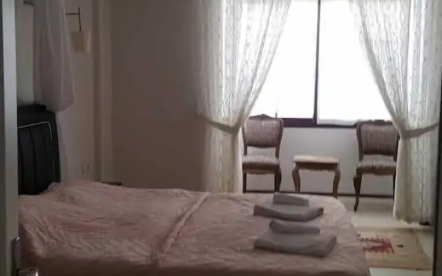 Queen Nano Hotel