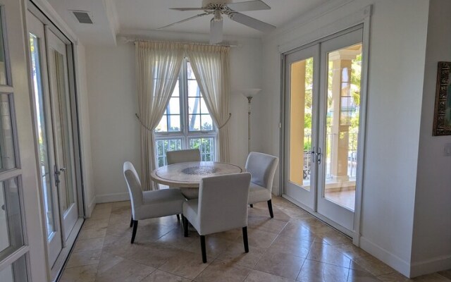 Villa Renaissance Grace Bay