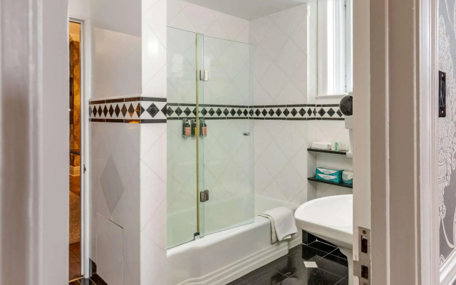 The Fort Garry Hotel, Spa and Conference Centre, Ascend Hotel Collection