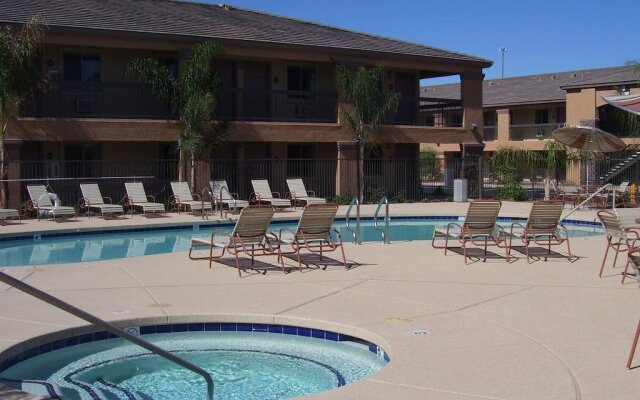 Siegel Suites Tolleson