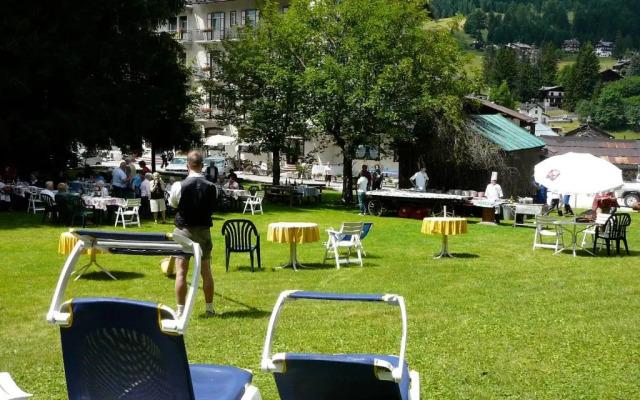 Franceschi Park Hotel