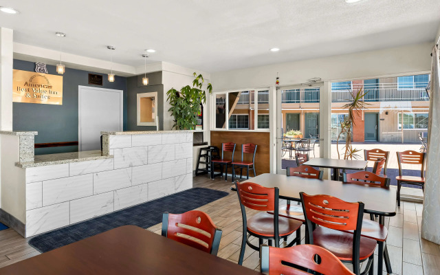 Americas Best Value Inn & Suites Flagstaff