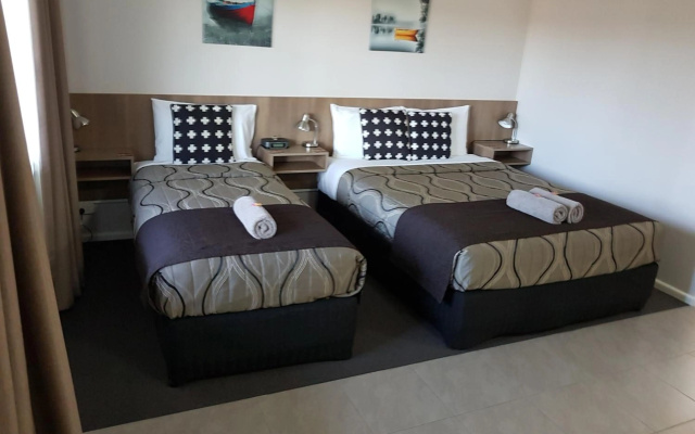 Main Street Motel – Guest Rooms – Hervey Bay