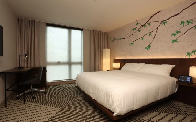 Cedartree Hotel Portland Hillsboro