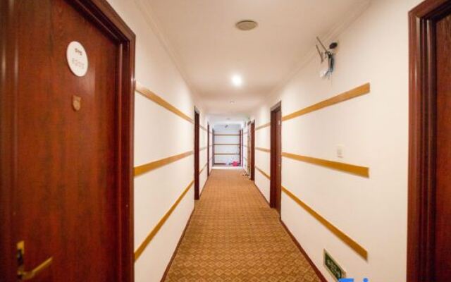 Phoenix City Hotel