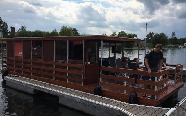 Hausboot Radewege am Beetzsee