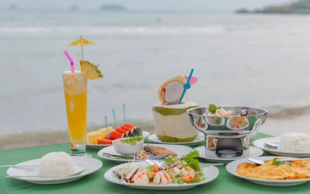 Coconut Beach Resort