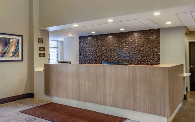 Wingate By Wyndham - Alpharetta