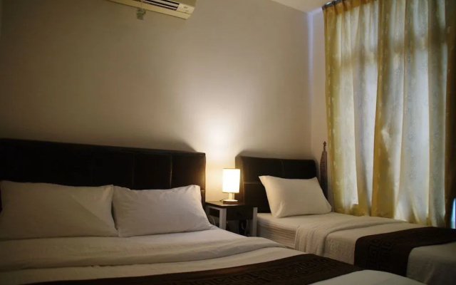 D'Esplanade City View Apartment