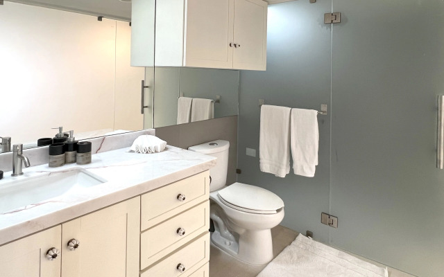 El Ponto, Luxury 2 Floor Suit/Loft