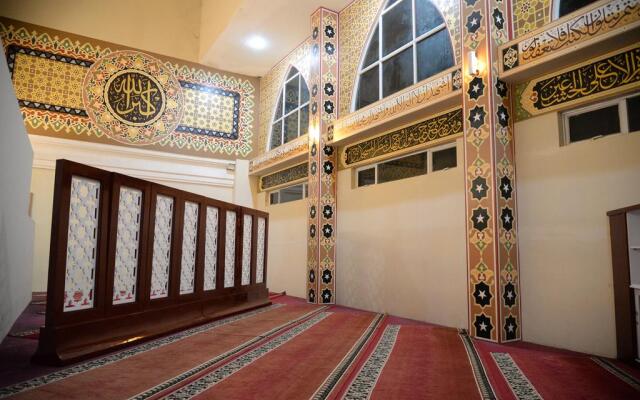 Rangkayo Basa Halal Hotel
