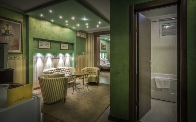 Garni Hotel Garson Lux