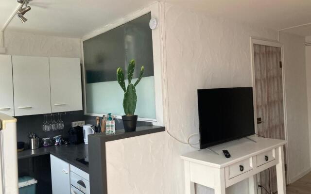 Studio avec grande terrasse et jardin privatif au Pyla