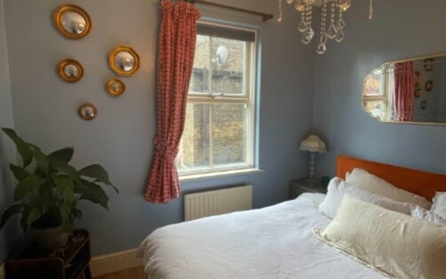 Stylish & Homely 1BD Flat, 1min to Clapton Sqaure!