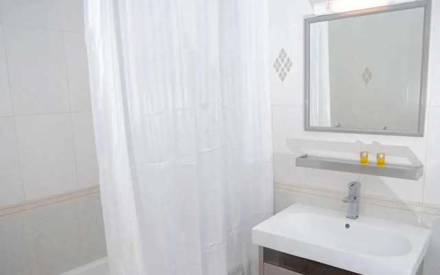 Hotel Hibiscus Louis