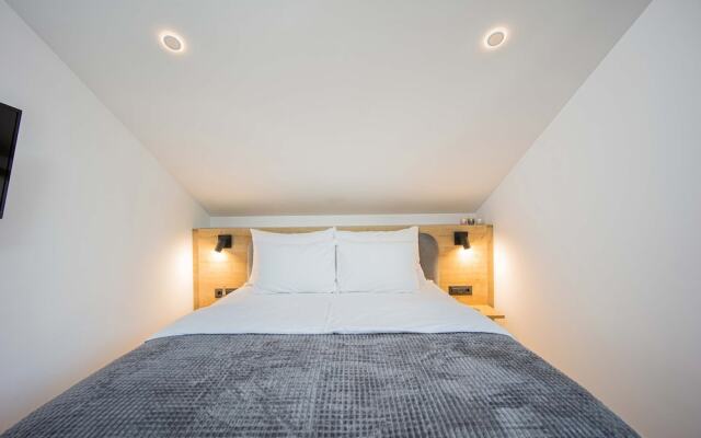 Oleander Urban Suites