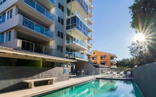 84 The Spit Holiday Apartments