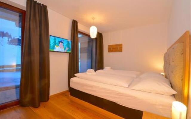 Ski-In Ski-Out Chalet Maiskogel 13B By Alpen Apartments