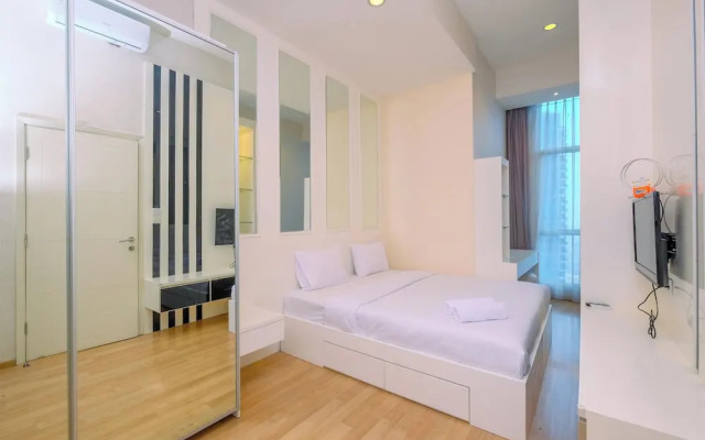 Elegant And Comfy 2Br Apartment At Casa Grande Residence