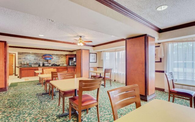 Baymont by Wyndham Kalamazoo East