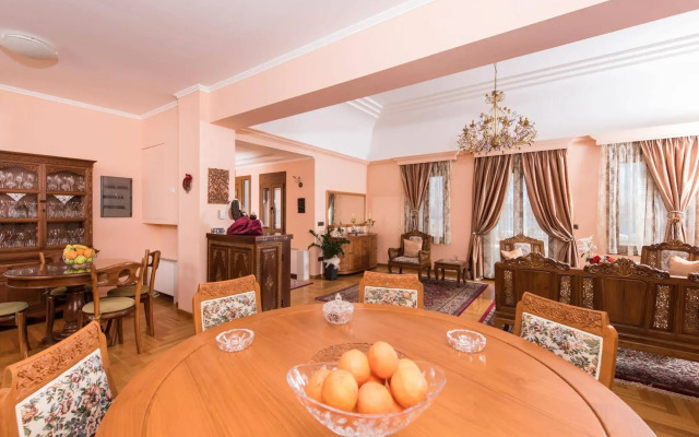 Alba Residence