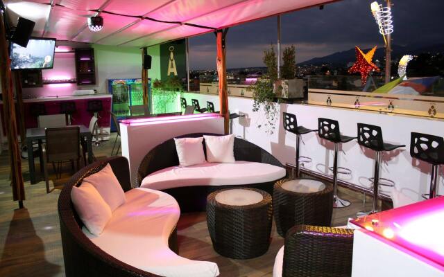 Hotel San Antonio Plaza