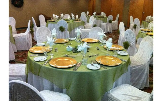 Coast Hillcrest Hotel