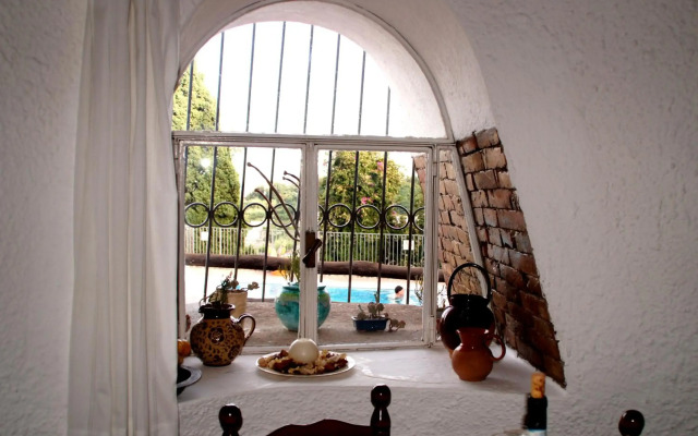 Don Pedro Hotel