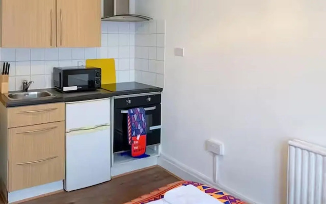 Glastonbury Hill Escape