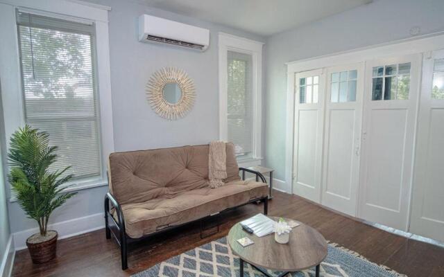 Las Carolinas #4 Cozy 1BR1BA Sleeps 5