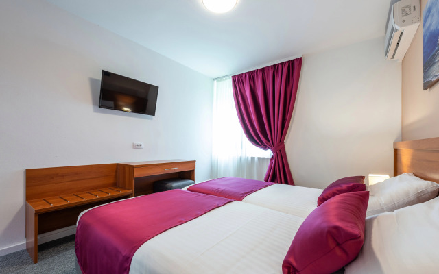 Hotel Komodor
