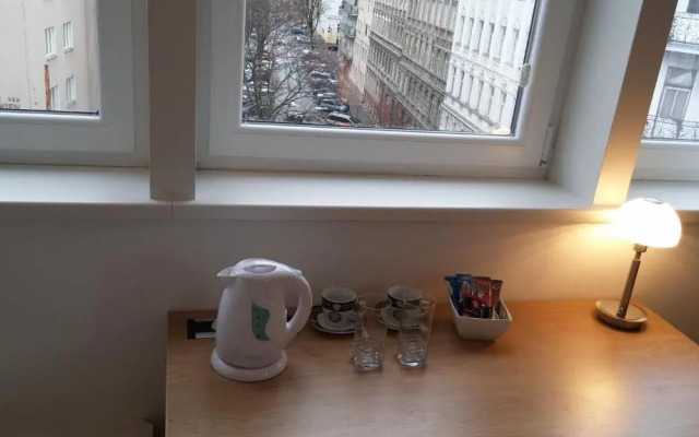 Vienna Stay Apartment / Hotel 1050