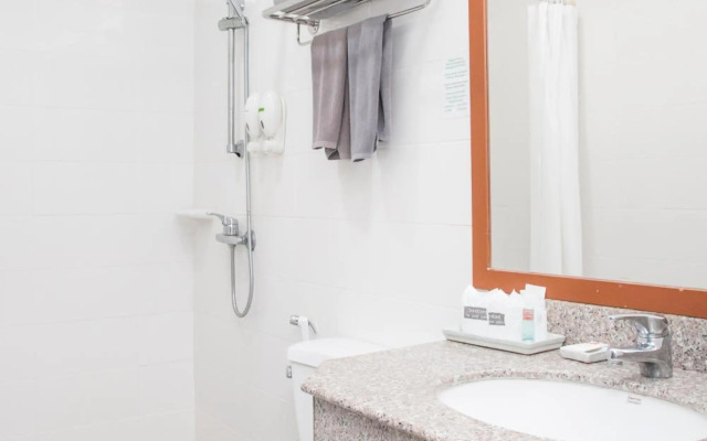 S Lodge Pattaya (formally known as Sabai Lodge)